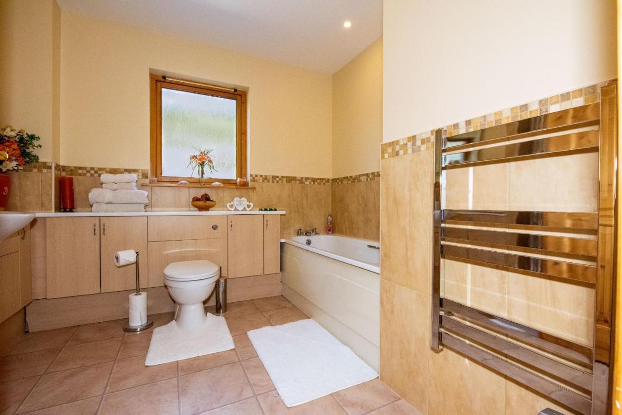 Tigh An Each B&B & Laggan Glamping Newtonmore Extérieur photo